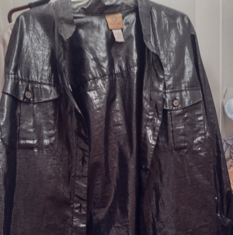 Plus Size Ruby Rd Sparkling Silver Button Up Qrt … - image 1